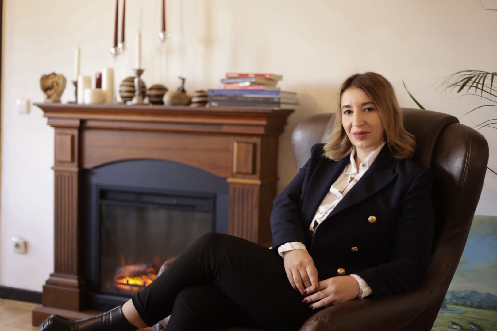 Ioana Pintea, sales manager la EkoGroup: Steaguri Direcționale - Soluția Ideală pentru Promovarea Locală