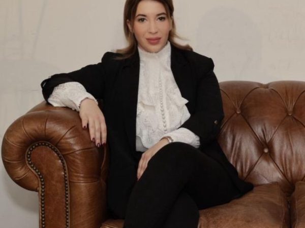 Ioana Pintea, sales manager la EkoGroup: Strategii de Succes în Promovarea prin Presă